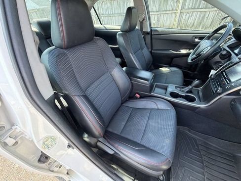 Used 2015 Toyota Camry SE FWD image 27