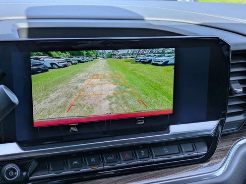Used 2023 Chevrolet Silverado 1500 RST AWD/4WD image 21