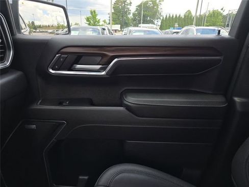 Used 2024 GMC Sierra 1500 SLT w/ SLT Premium Plus Package AWD/4WD image 26
