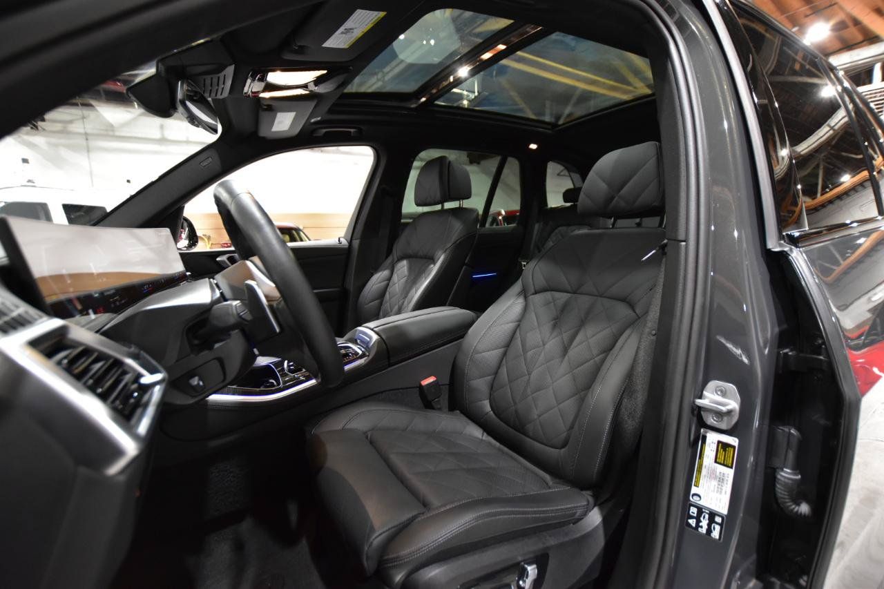 Used 2025 BMW X5 xDrive40i w/ M Sport Package AWD/4WD image 40
