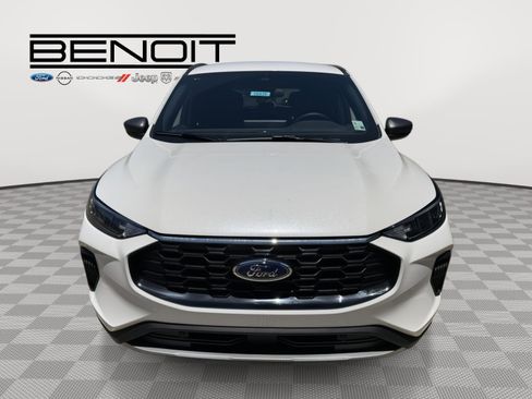 New 2026 Ford Escape ST-Line w/ Tech Pack #1 FWD image 2