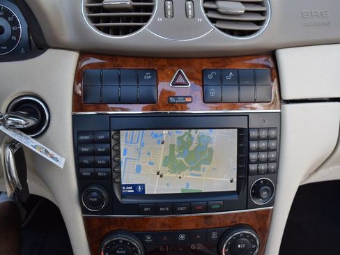 Used 2007 Mercedes-Benz CLK 350 Cabriolet image 68