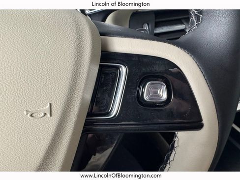 New 2026 Lincoln Corsair Premiere image 41