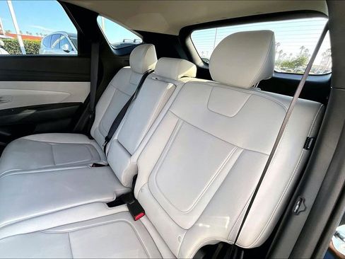 Certified 2025 Hyundai Tucson SEL image 15