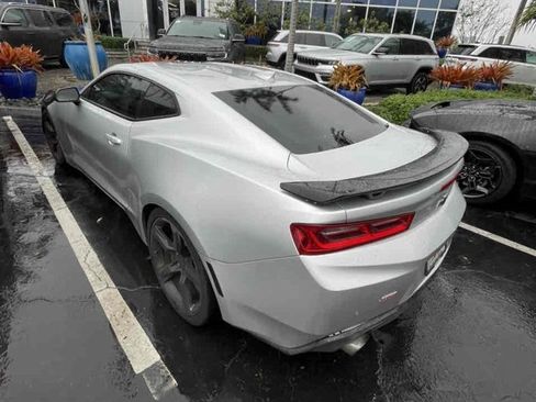 Used 2016 Chevrolet Camaro SS image 4