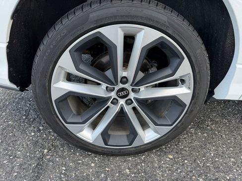 Used 2021 Audi Q3 2.0T Premium w/ Convenience Package image 10