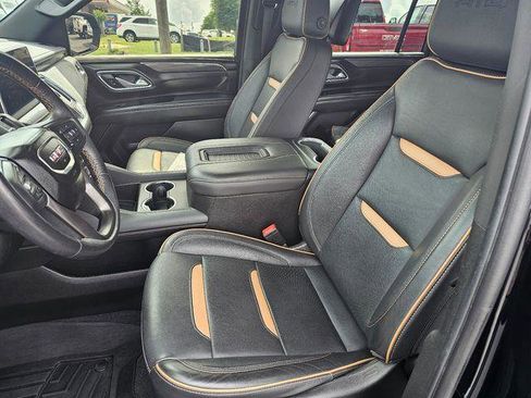 Used 2023 GMC Yukon XL AT4 w/ Technology Package AWD/4WD image 20