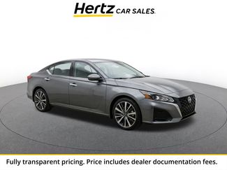 Used 2025 Nissan Altima 2.5 SV FWD video 1