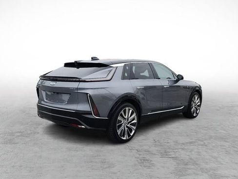 Used 2023 Cadillac Lyriq 2WD image 4