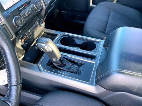 Used 2016 Ford F150 XLT w/ Equipment Group 302A Luxury image 16