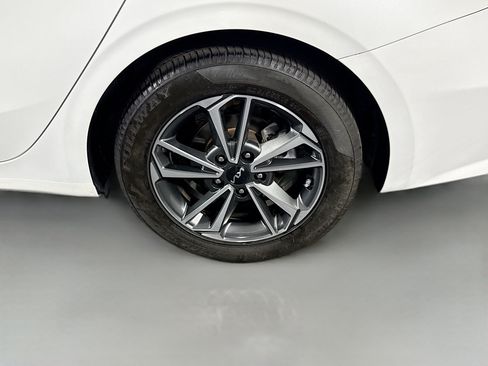 Used 2022 Kia Forte LXS FWD image 36