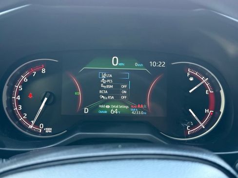 Used 2025 Toyota RAV4 XLE FWD image 31