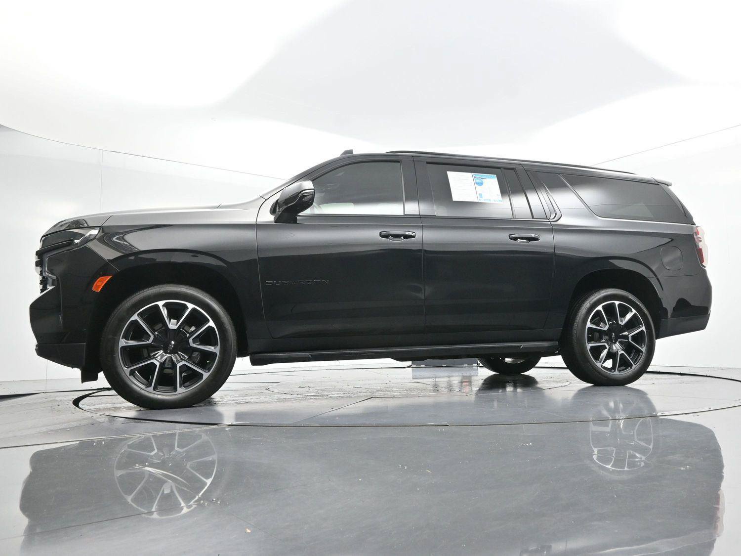 Used 2024 Chevrolet Suburban RST w/ Luxury Package AWD/4WD image 54