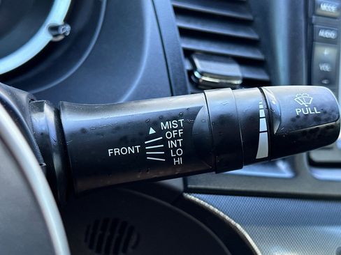 Used 2010 Mitsubishi Lancer Evolution GSR image 36