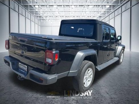 Used 2020 Jeep Gladiator Sport w/ Quick Order Package 24S image 4