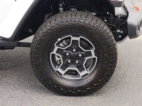 Used 2022 Jeep Gladiator Mojave w/ LED Lighting Group image 10