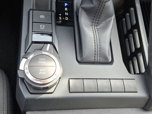 Used 2025 Toyota Tacoma SR5 image 25