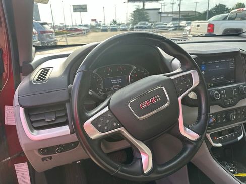 Used 2022 GMC Terrain SLT AWD/4WD image 9