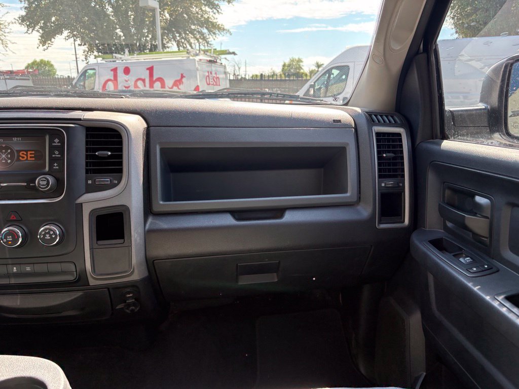 Used 2016 RAM 1500 Express RWD image 7