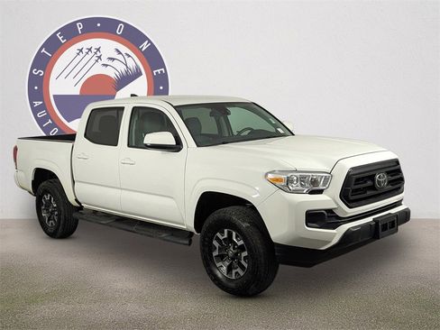 Used 2023 Toyota Tacoma SR image 2