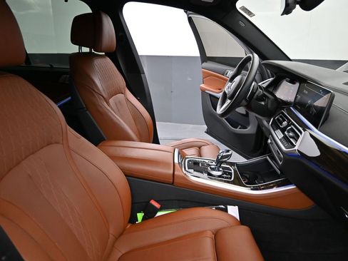 Certified 2023 BMW X5 M50i w/ Executive Package image 21
