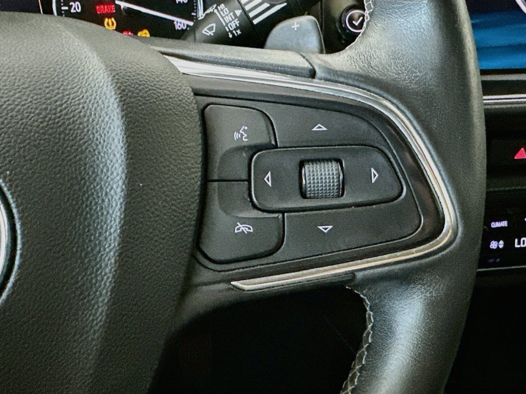 Used 2021 Buick Envision Essence w/ Sport Touring Package FWD image 26