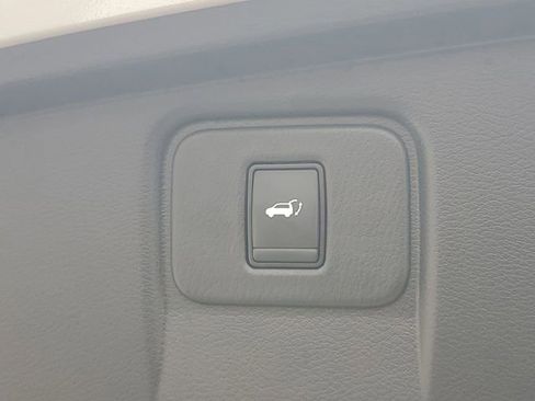 Used 2020 Nissan Murano SL image 9