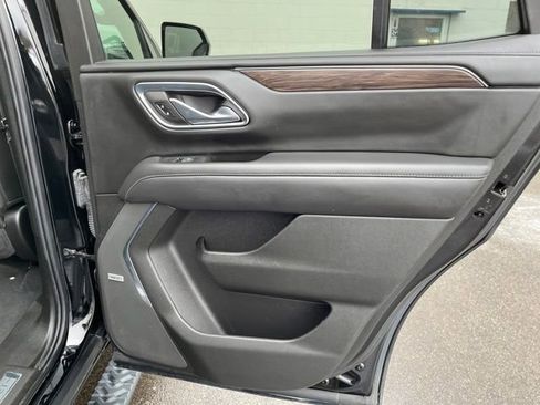 Used 2021 Chevrolet Tahoe Z71 image 31