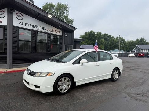 Used 2010 Honda Civic LX image 1