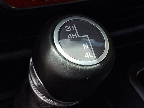 Used 2019 Jeep Wrangler Unlimited Rubicon w/ LED Lighting Group AWD/4WD image 23