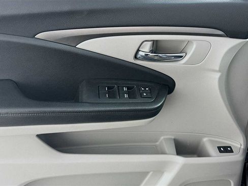 Used 2018 Honda Pilot EX-L image 16
