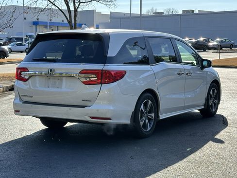 Used 2018 Honda Odyssey Touring image 13