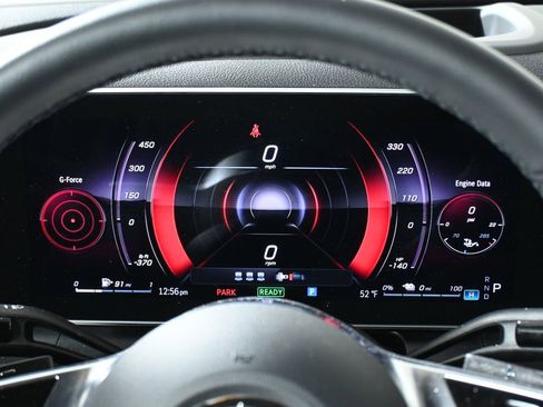 Used 2025 Mercedes-Benz GLC 350e 4MATIC image 19