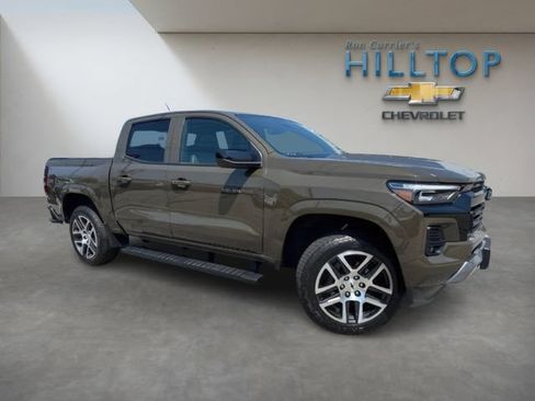 Used 2023 Chevrolet Colorado Z71 w/ Z71 Convenience Package 2 AWD/4WD image 2