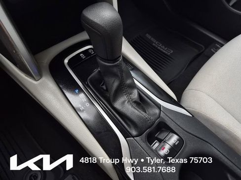 Used 2022 Toyota Corolla Cross L FWD image 35