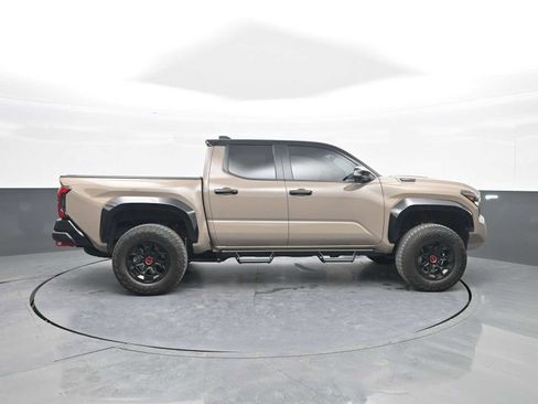 Used 2025 Toyota Tacoma TRD Pro image 9