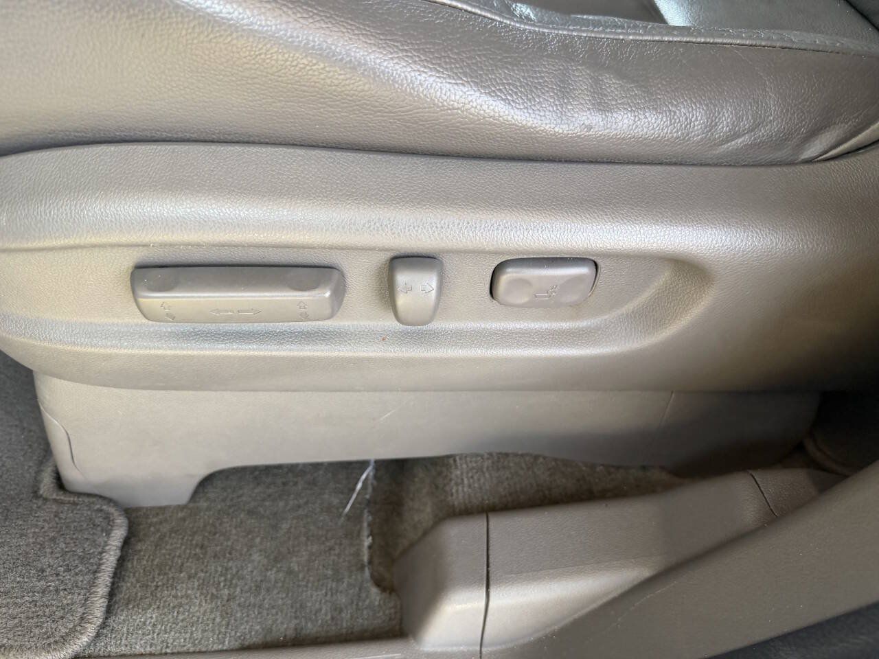 Used 2011 Honda Odyssey EX-L image 23