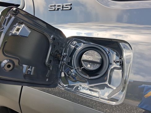 Used 2026 Toyota 4Runner SR5 AWD/4WD image 11