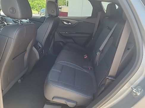 Used 2023 Chevrolet Blazer LT AWD/4WD image 17