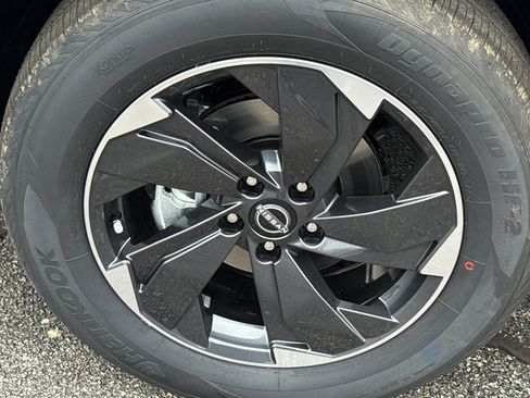 New 2026 Nissan Rogue SV image 9