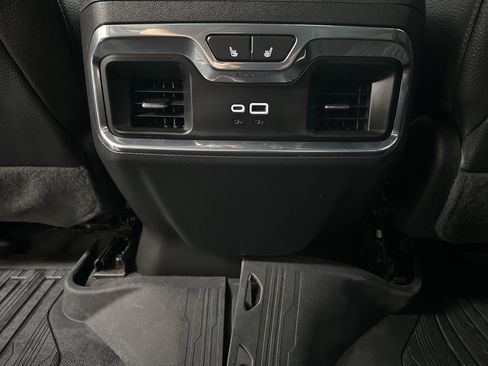 Used 2022 GMC Sierra 1500 Denali image 31