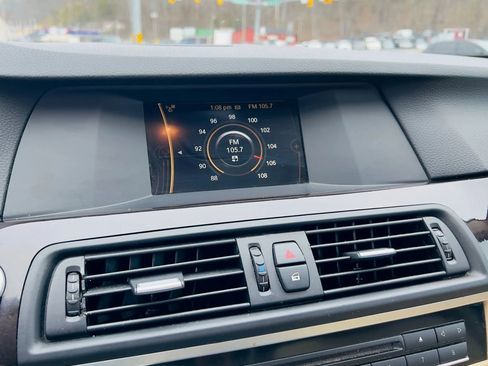 Used 2013 BMW 528i Sedan image 31