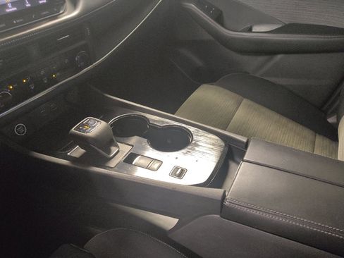 Used 2021 Nissan Rogue S FWD image 26