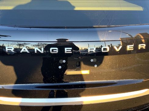 New 2025 Land Rover Range Rover Autobiography image 15