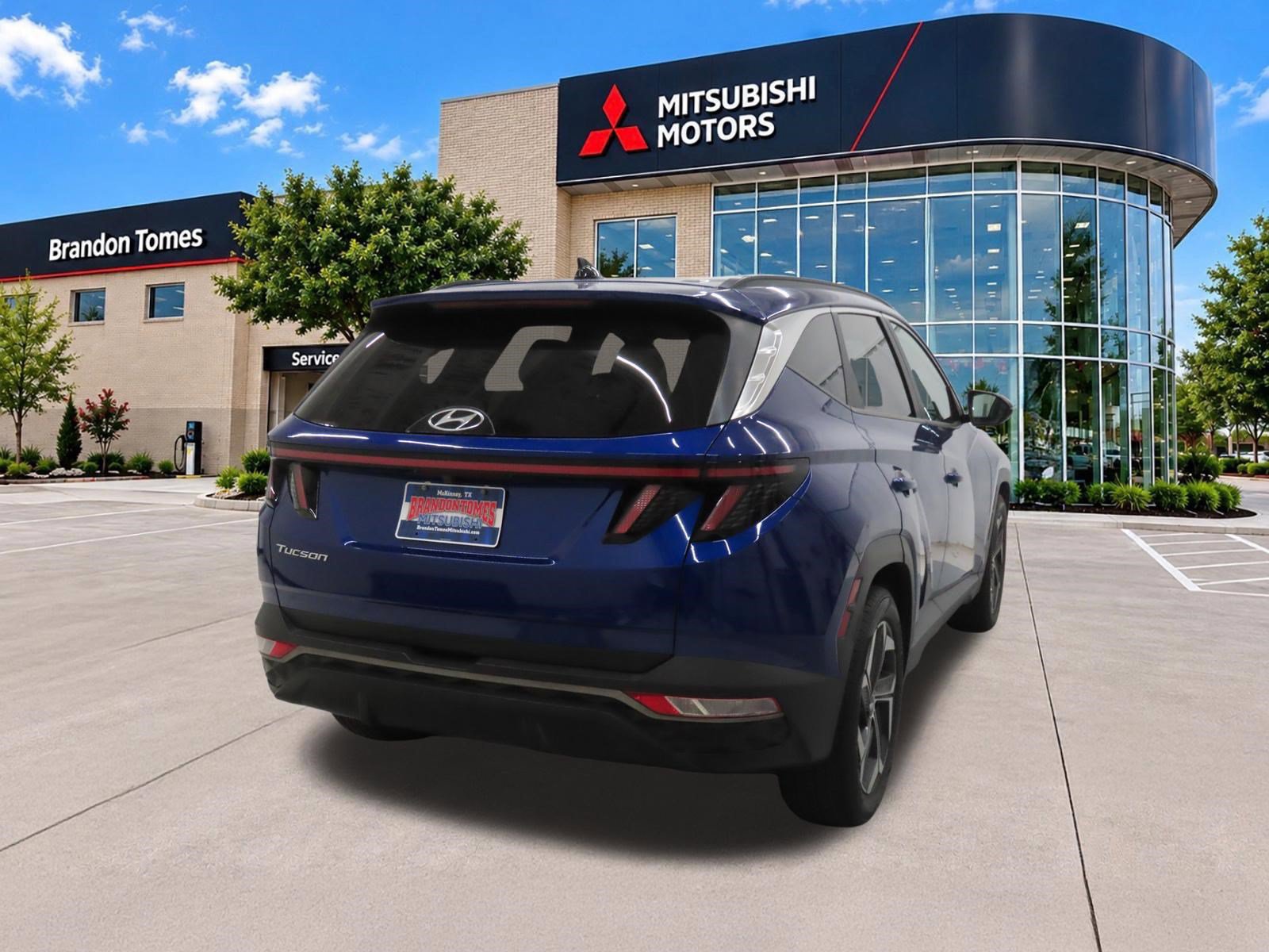 Used 2022 Hyundai Tucson SEL w/ Convenience + Premium Package FWD image 3