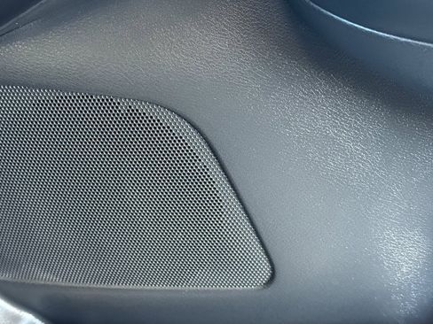 Used 2018 Nissan Murano SV image 23