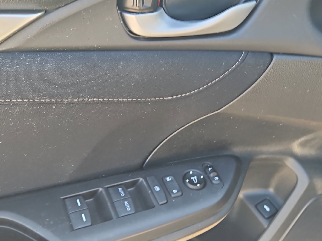 Used 2020 Honda Civic EX image 28