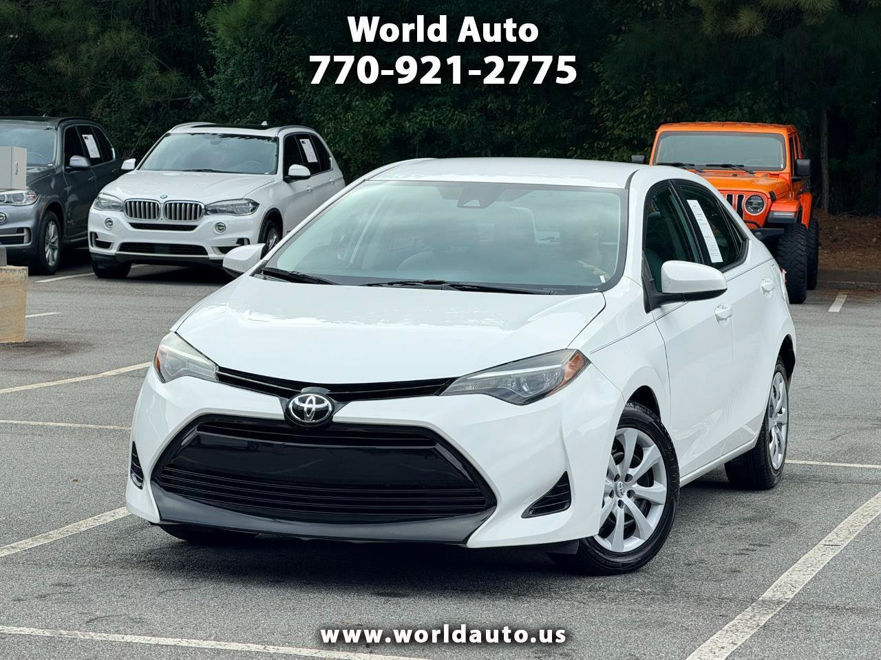 Used 2018 Toyota Corolla LE FWD image 1