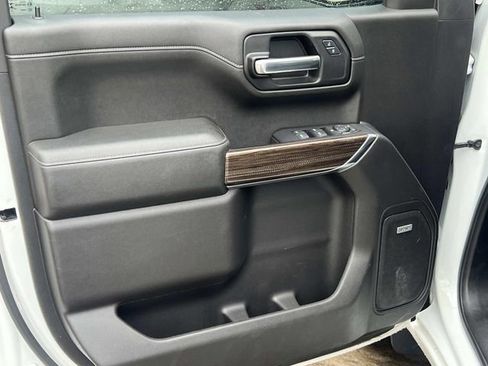 Used 2020 Chevrolet Silverado 1500 RST w/ Texas Edition image 9