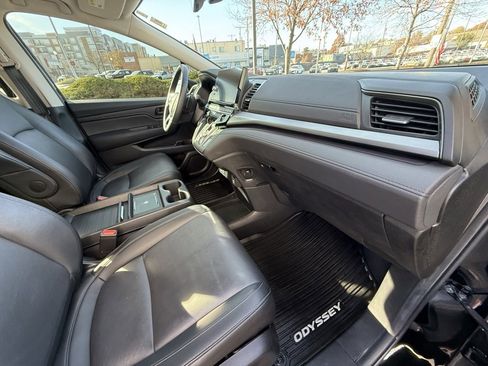 Used 2025 Honda Odyssey EX-L image 41